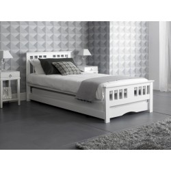 Buckingham Worcester white guest bed with trundle